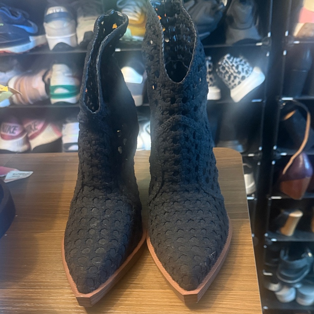 Jessica Simpson Black Textured Ankle Booties